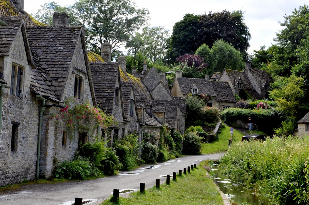 england_great_britain_cotswolds_village_countryside_cottage-1171156.jpg!d